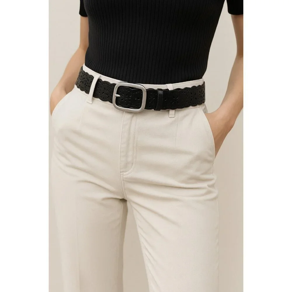 Black Leather Scalloped Cutout Belt Floral Laser Cut Silver Buckle Women Sze48in